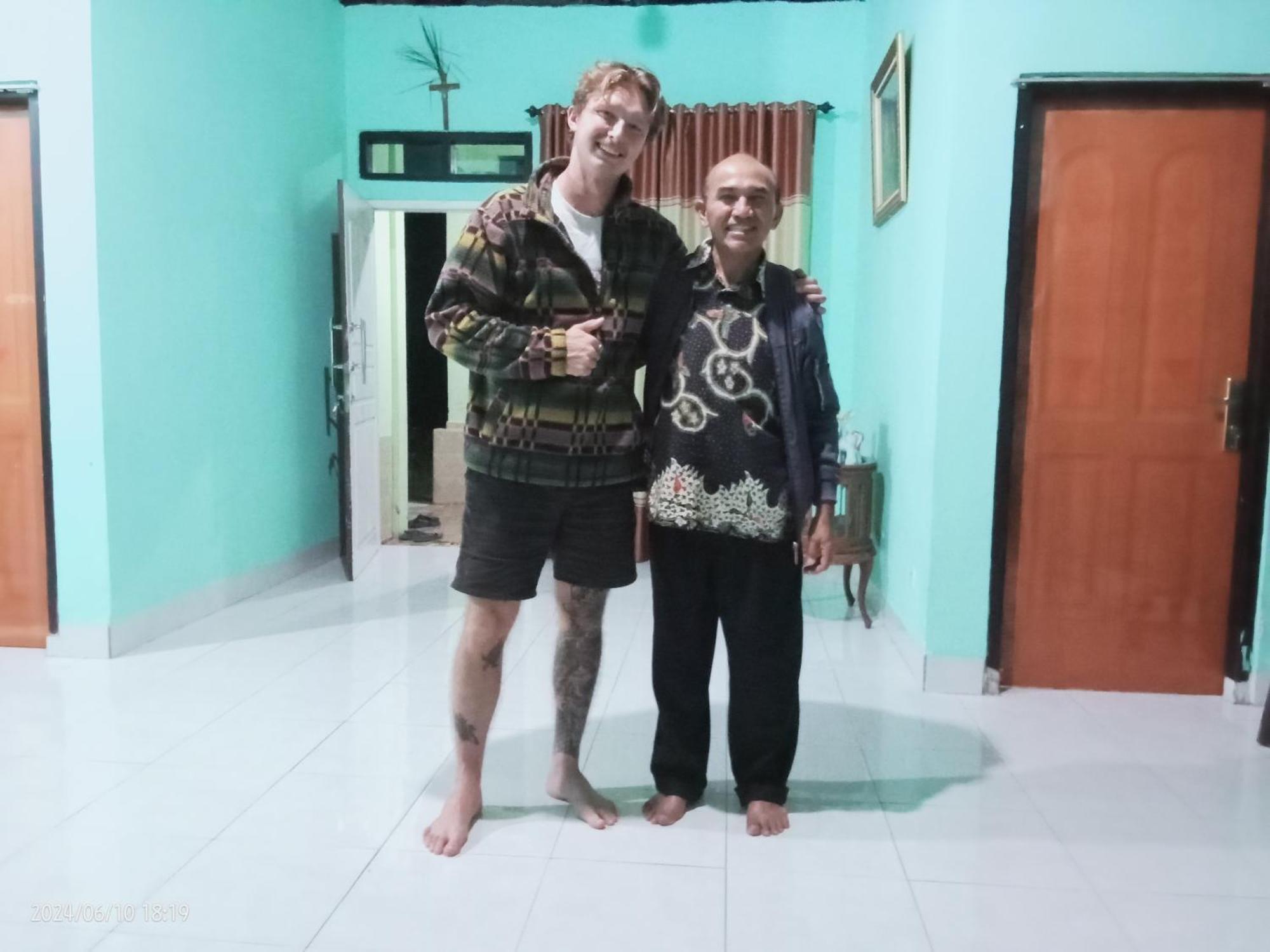 Petra Homestay Bangka Leda Ruteng Eksteriør bilde