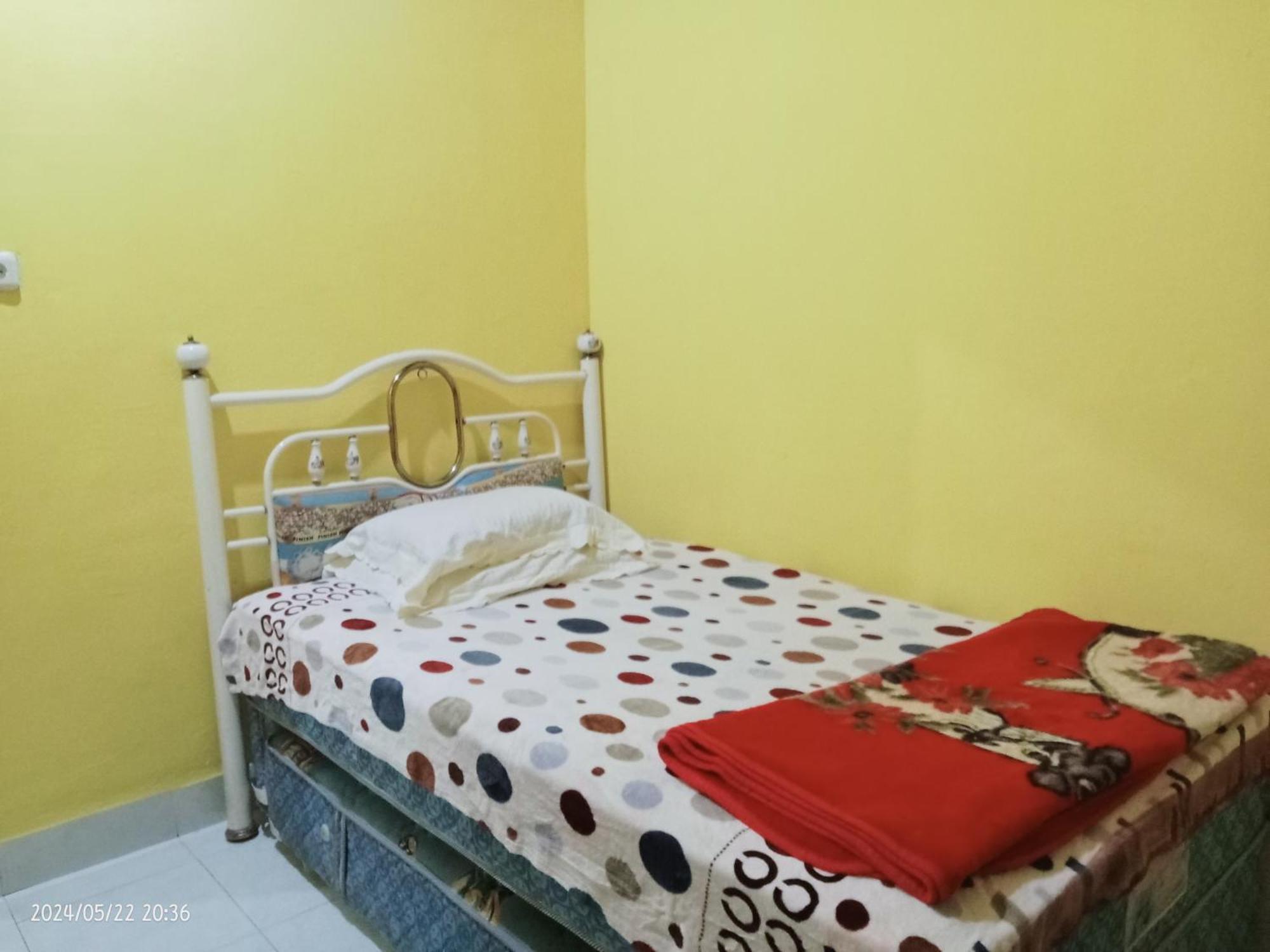 Petra Homestay Bangka Leda Ruteng Eksteriør bilde