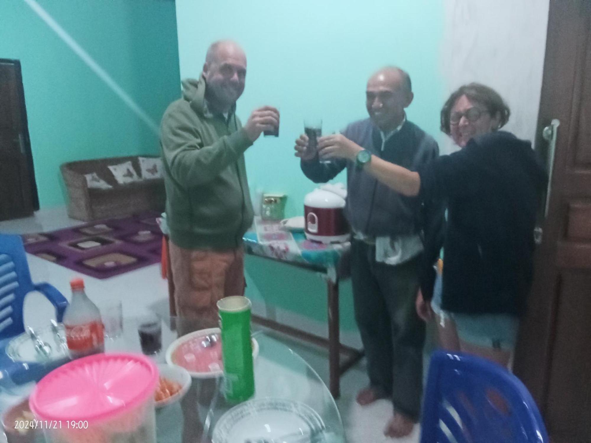 Petra Homestay Bangka Leda Ruteng Eksteriør bilde