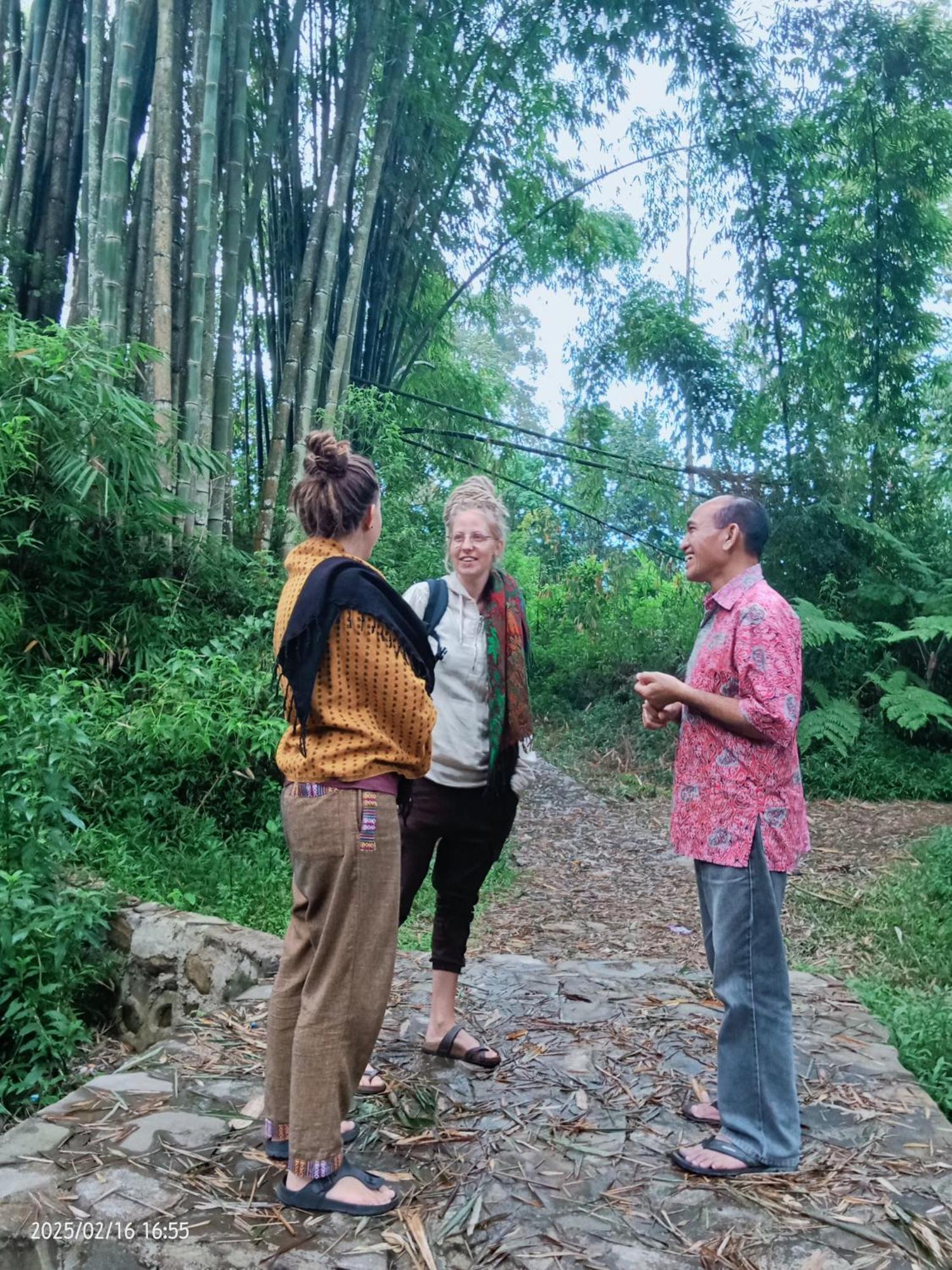 Petra Homestay Bangka Leda Ruteng Eksteriør bilde