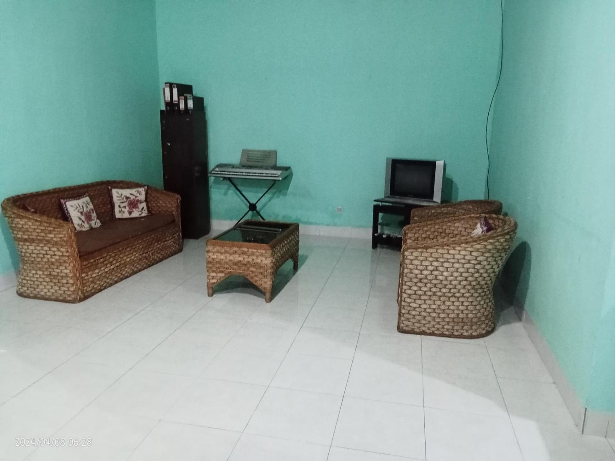 Petra Homestay Bangka Leda Ruteng Eksteriør bilde